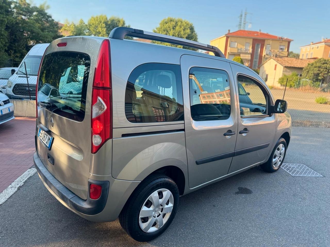 Renault Kangoo 2010 1.6 Benzina/GPL 105CV 5 porte Tom Tom