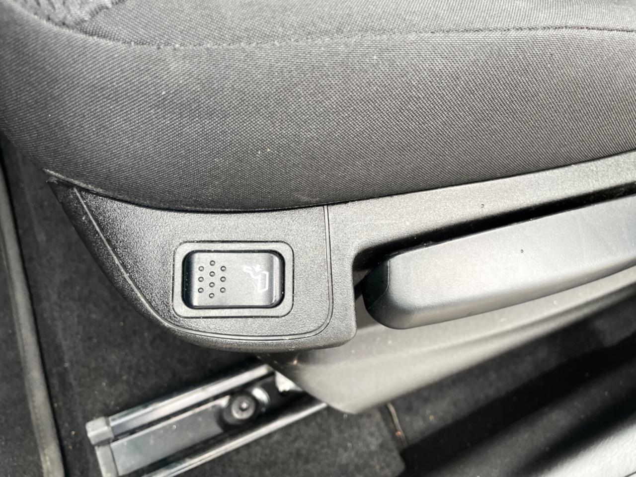 Fiat Tipo 1.3 Mjt 5P ALCANTARA-RADAR-NAVI