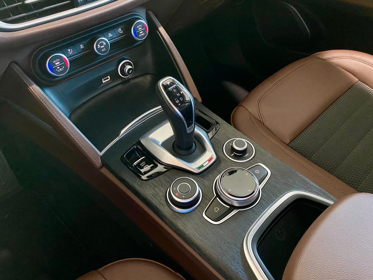 Alfa Romeo Stelvio 2.2 Turbodiesel 190 CV AT8 Q4 Executive-2021