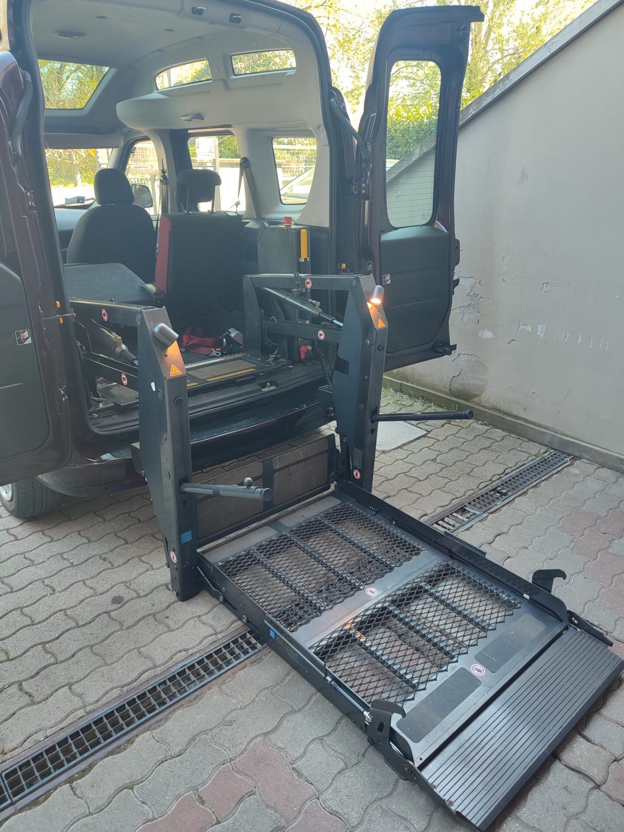 FIAT DOBLO 2012 BENZINA PEDANA DISABILI ELETTRICA TETTO ALTO