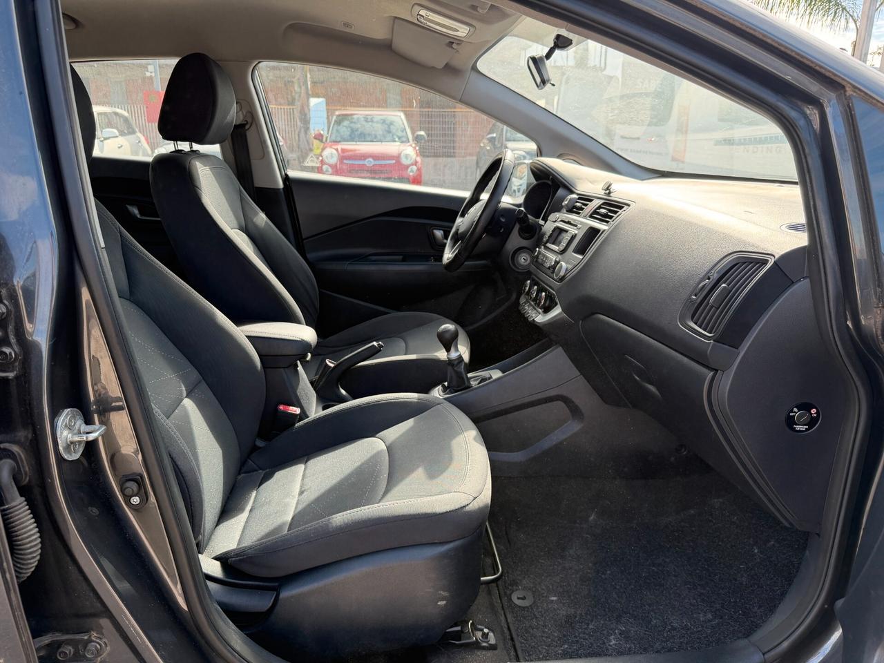 KIA RIO 2014 1.2 BENZINA 85 CV * LEGGI