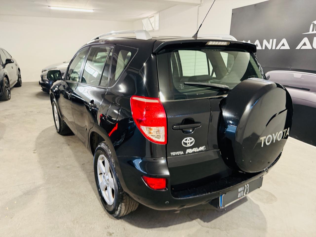 Toyota RAV 4 RAV4 2.2 D-4D 136 CV Luxury