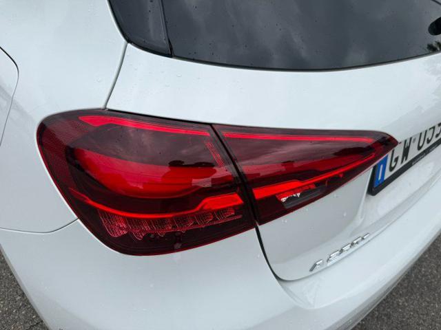 MERCEDES-BENZ A 250 e hybrid EQ AMG Line Premium