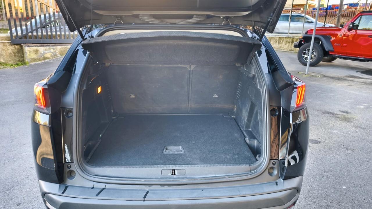 Peugeot 3008 BlueHDi 130 S&S EAT8 Active Pack