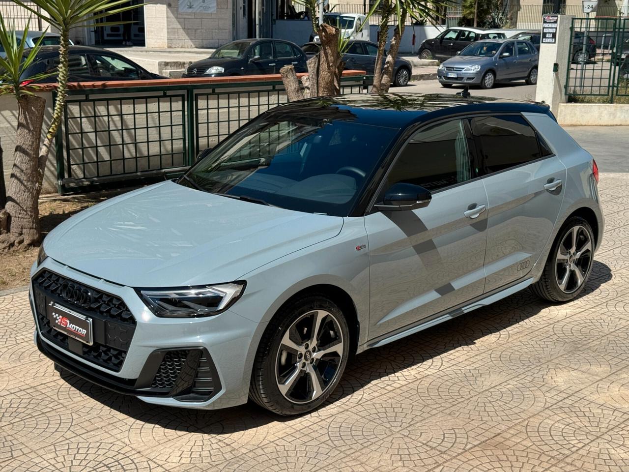 Audi A1 Sportback 25 1.0 tfsi S Line Identity Black