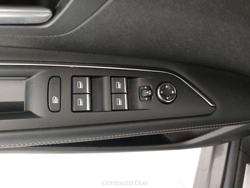 Peugeot 3008 3008 BlueHDi 130 S&S EAT8 GT PACK