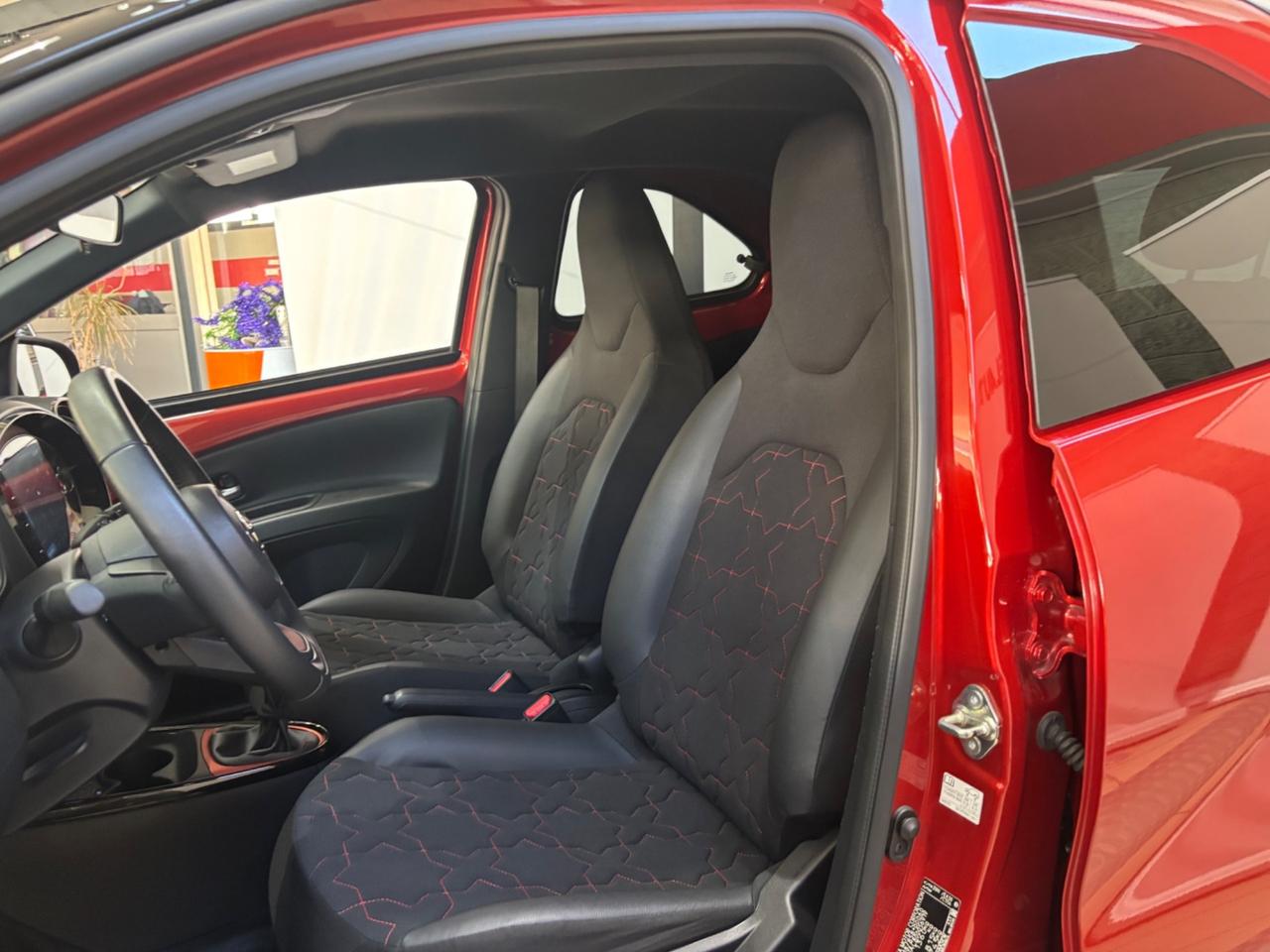 Toyota Aygo X 1.0 VVT-i 72 CV 5 porte Lounge