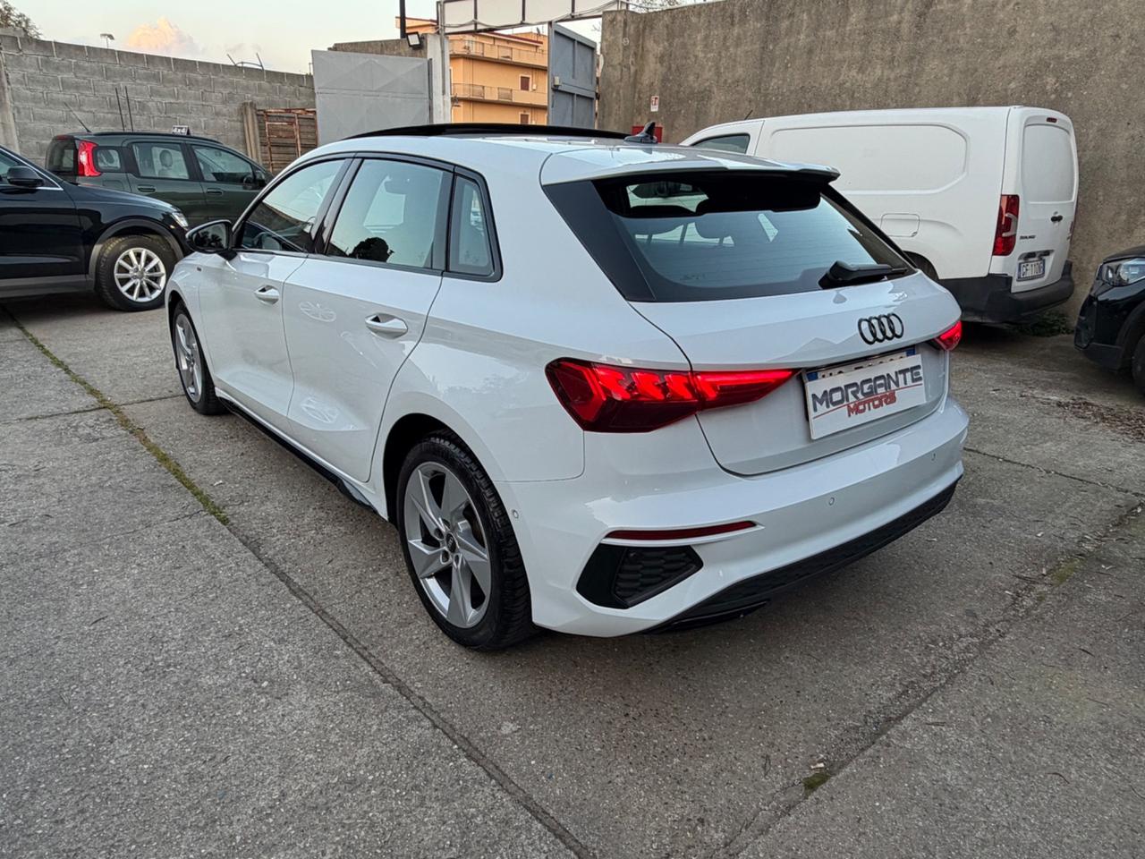 Audi A3 SPB 30 2.0TDI 116cv S tronic S line Tetto 2023