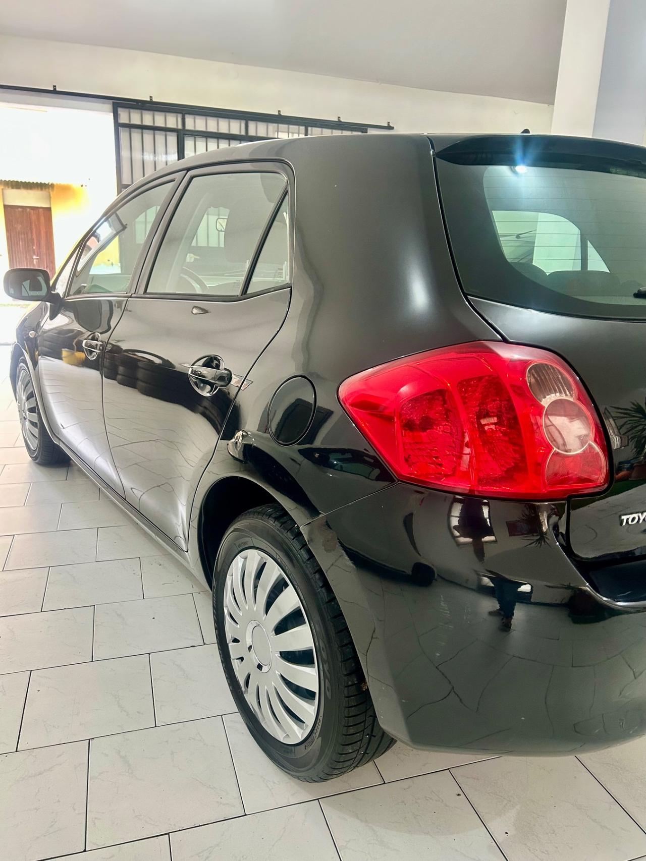 Toyota Auris 1.4 D-4D 5 porte Sol