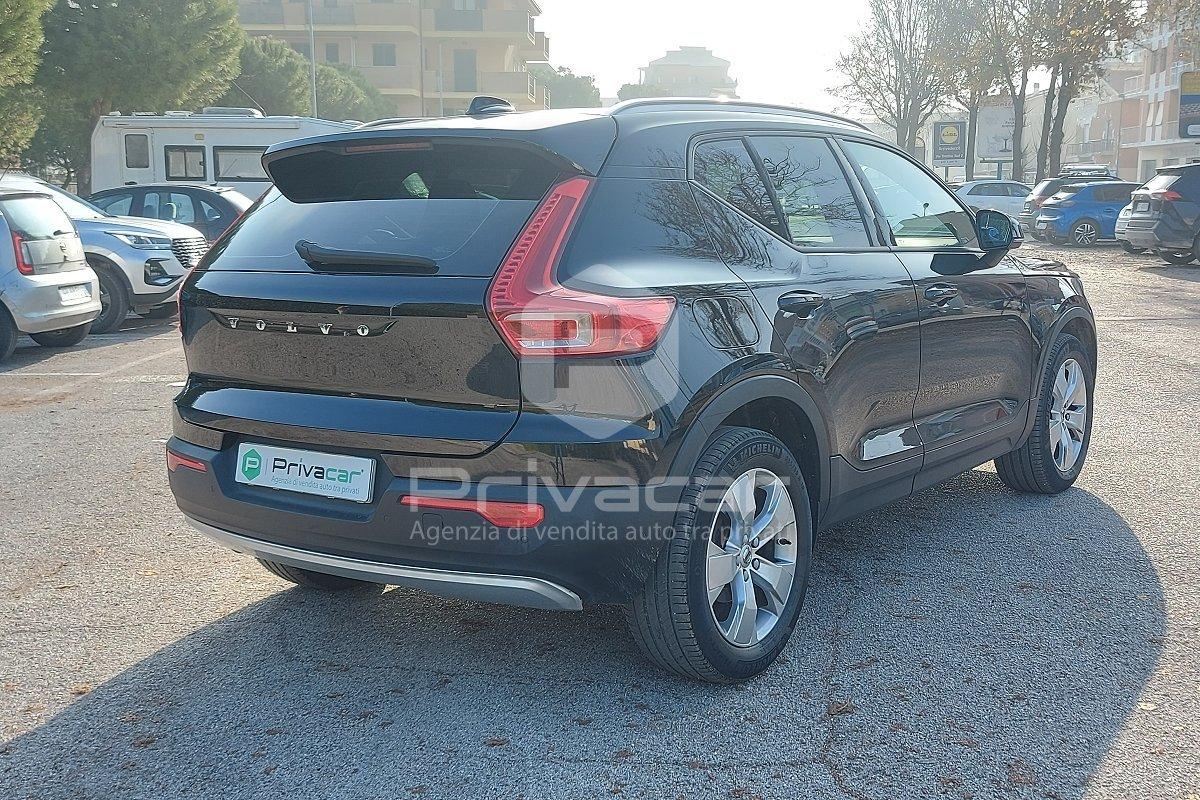 VOLVO XC40 D3 Geartronic Momentum