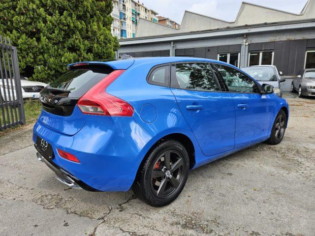 VOLVO V40 D2 1.6