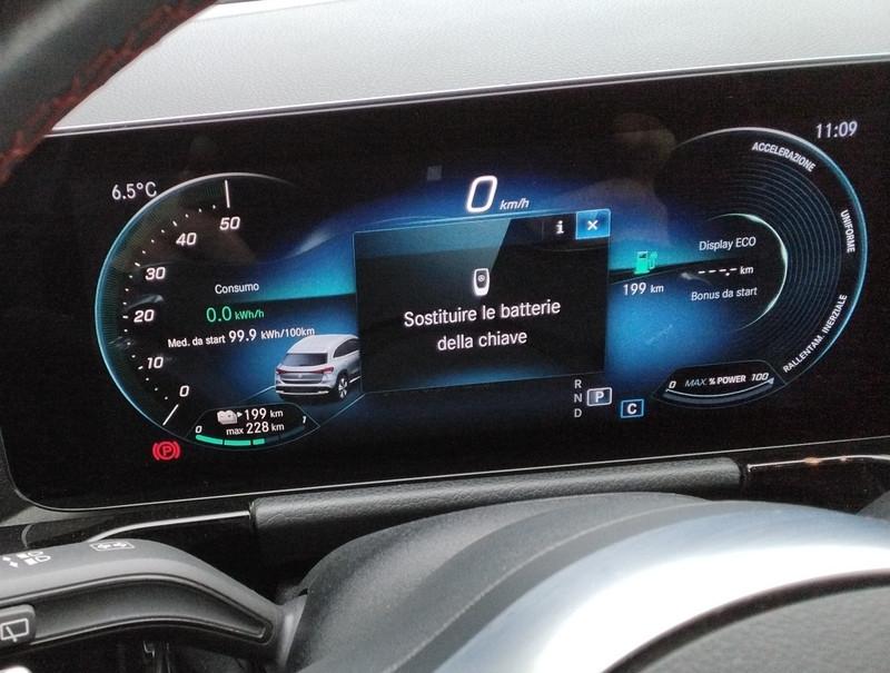 MERCEDES-BENZ EQA 250 PREMIUM PLUS SUV