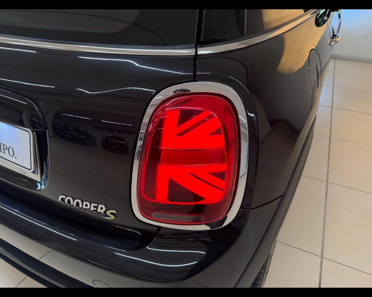 MINI Mini Full El. (F56) - Mini Cooper SE Essential