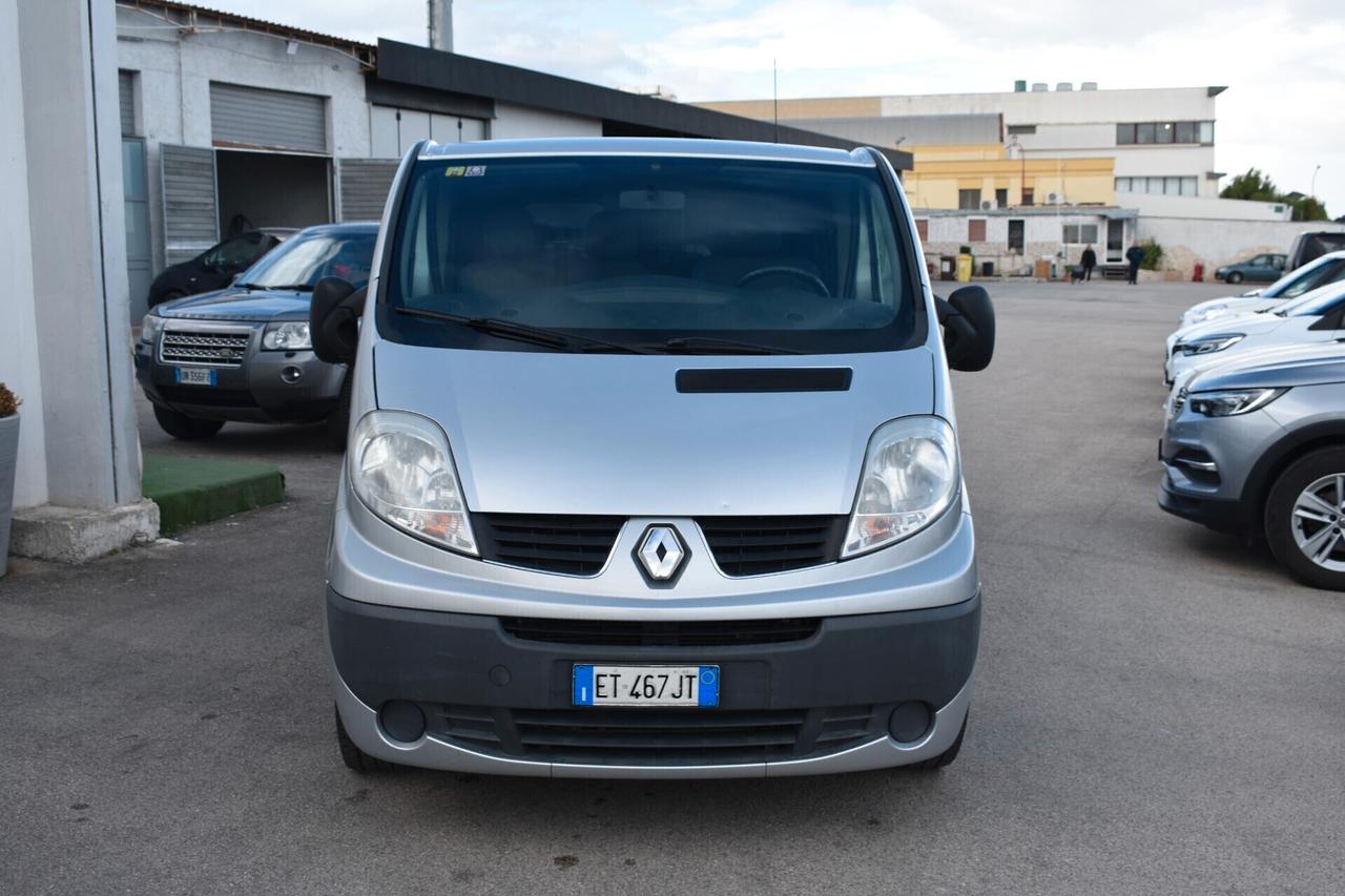 Renault Trafic 9P. L2 Cambio Automatico