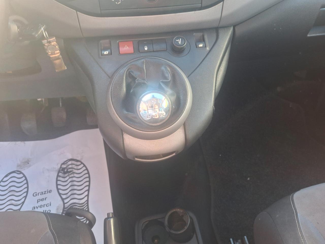 Peugeot Partner Tepee BlueHDi 100 Active 5 posti