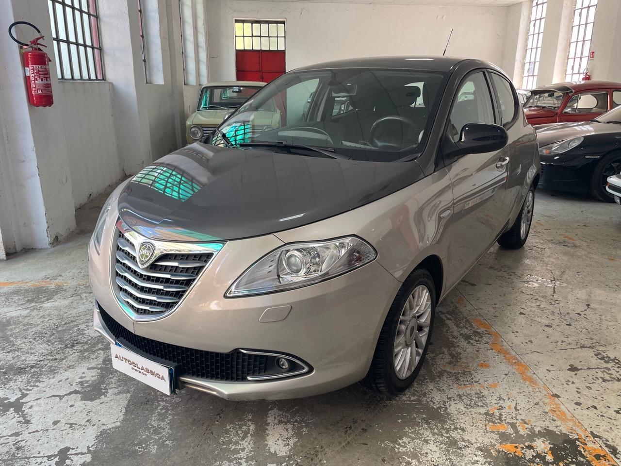 Lancia Ypsilon 1.2 69 CV 5 porte 30th Anniversary 49.000KM!!!