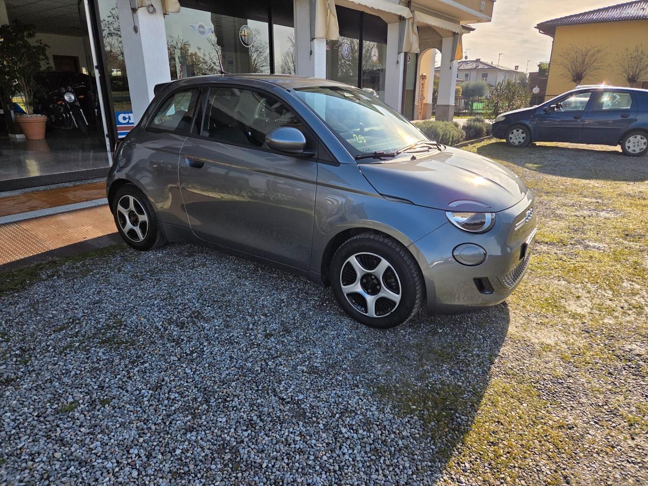 Fiat 500e 42 kWh Passion Elettrica