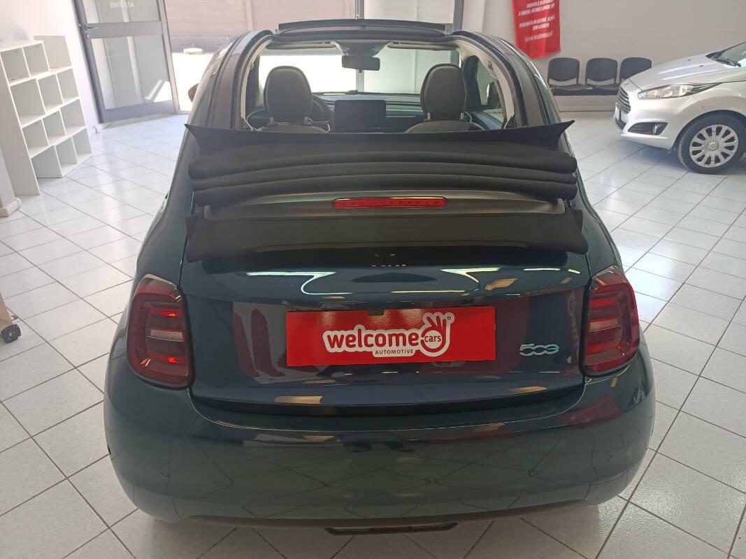Fiat 500e 42 kWh La Prima