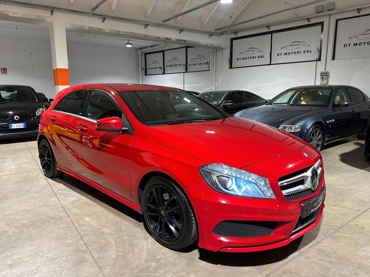 Mercedes-benz A 180 Premium AMG - NAVI NEOPATENTATI