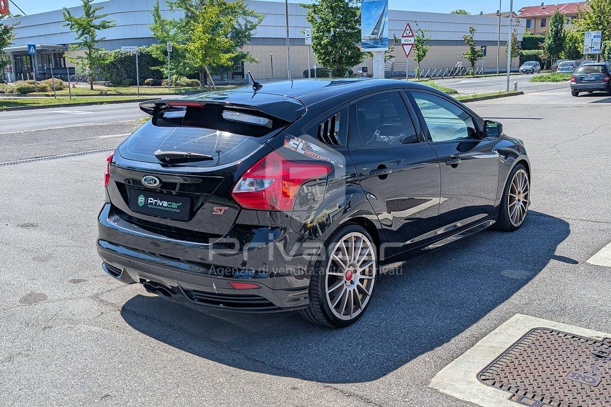 FORD Focus 2.0 EcoBoost 250 CV ST