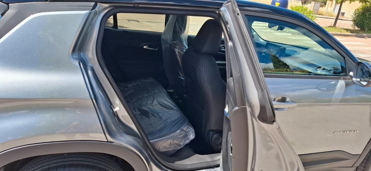 Jeep Avenger 1.2 Turbo 100 CV Summit