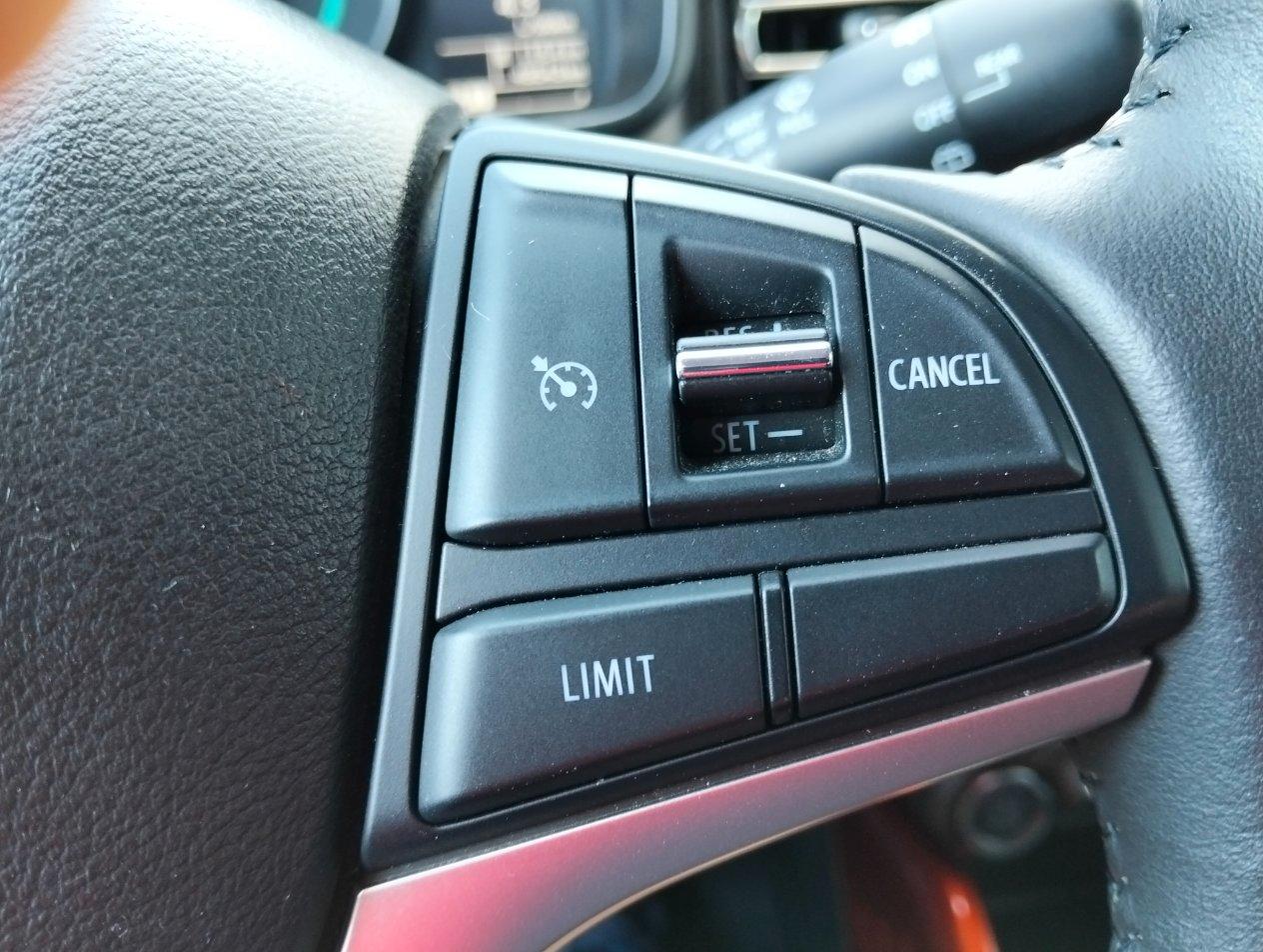 Suzuki Ignis 1.2 dualjet Top Soli 49.000 Km!