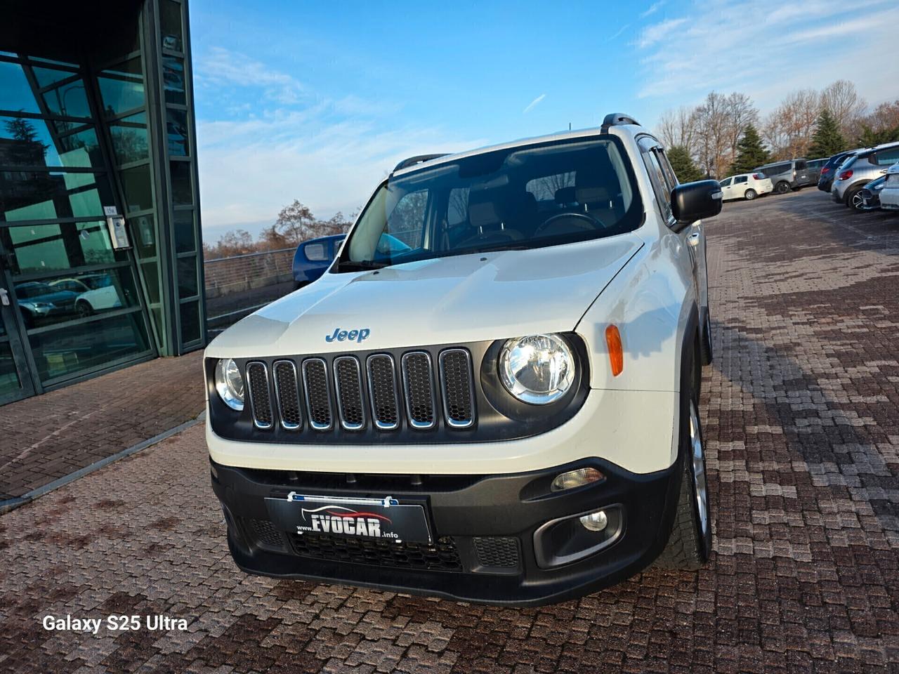 Renegade 2.0 Mjt 4x4 Sport valutiamo usato /scambio