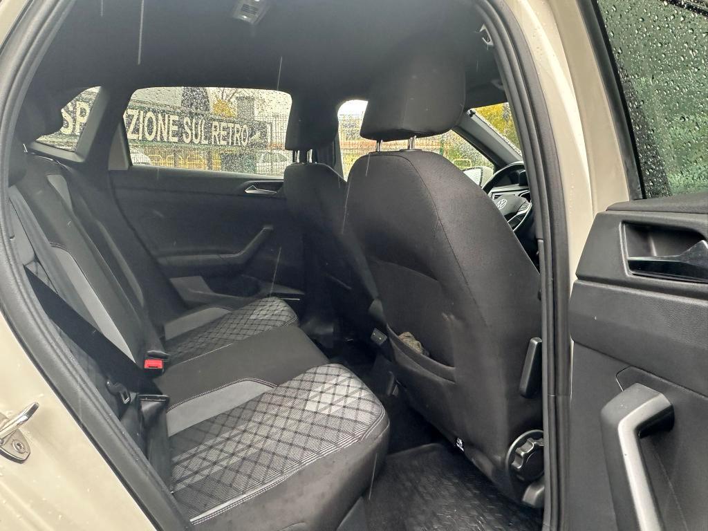 Volkswagen Polo 1.0 tsi R-Line 95cv dsg