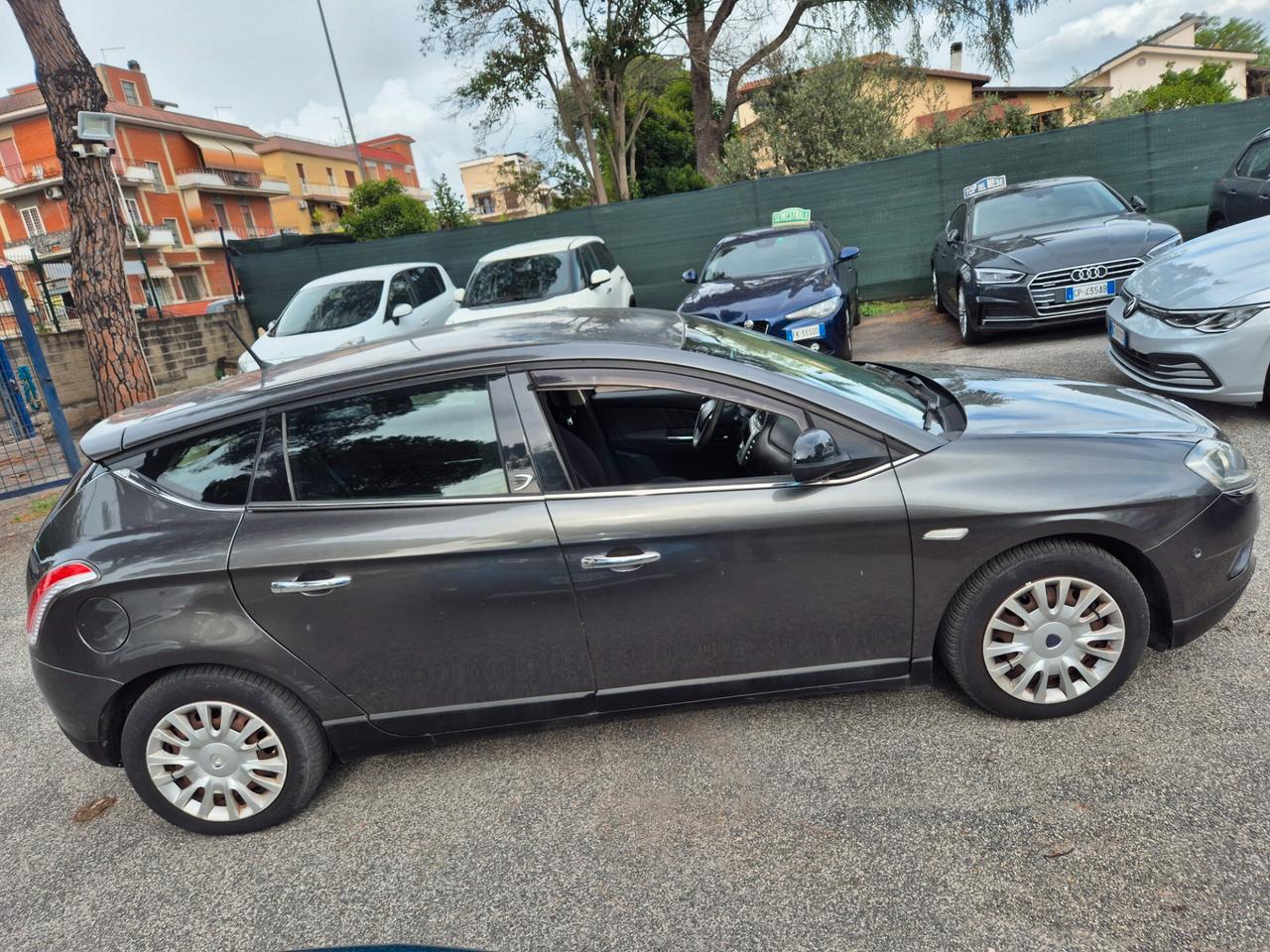 Lancia Delta 1.6 MJT DPF Platino