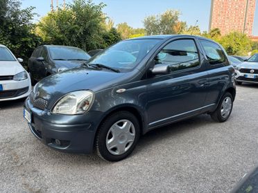 Toyota Yaris 1.0i 16V cat 3 porte Sol OK Neopatentati