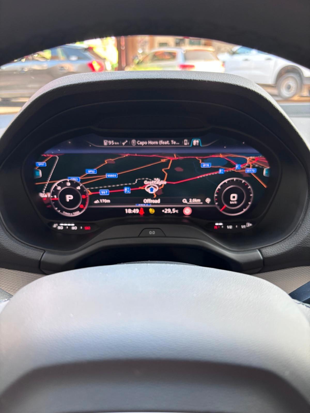 Audi Q2 35 TDI S tronic Business