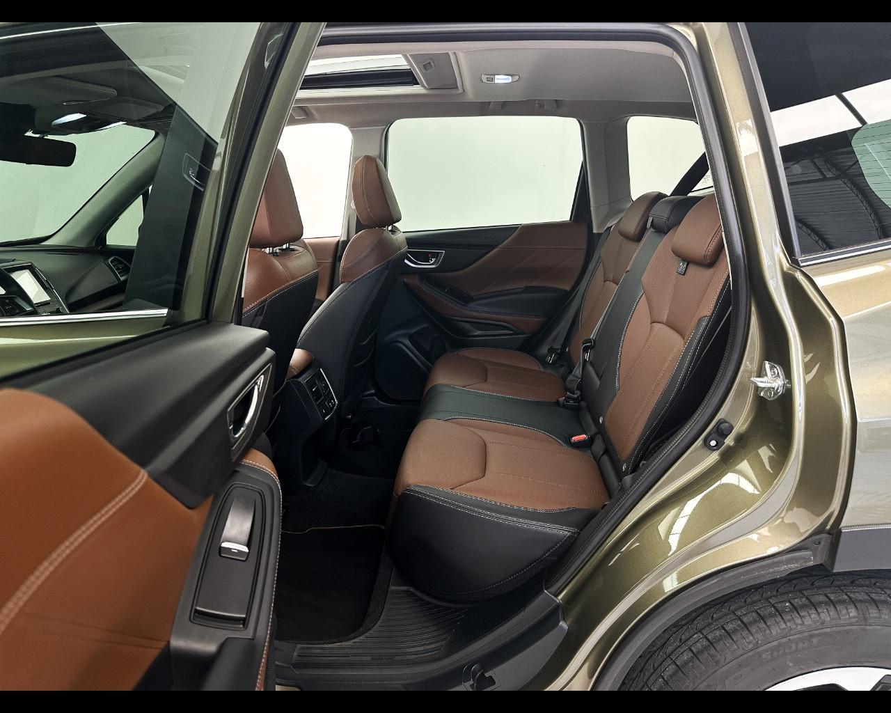 SUBARU Forester 2.0 e-Boxer MHEV CVT Lineartronic Premium