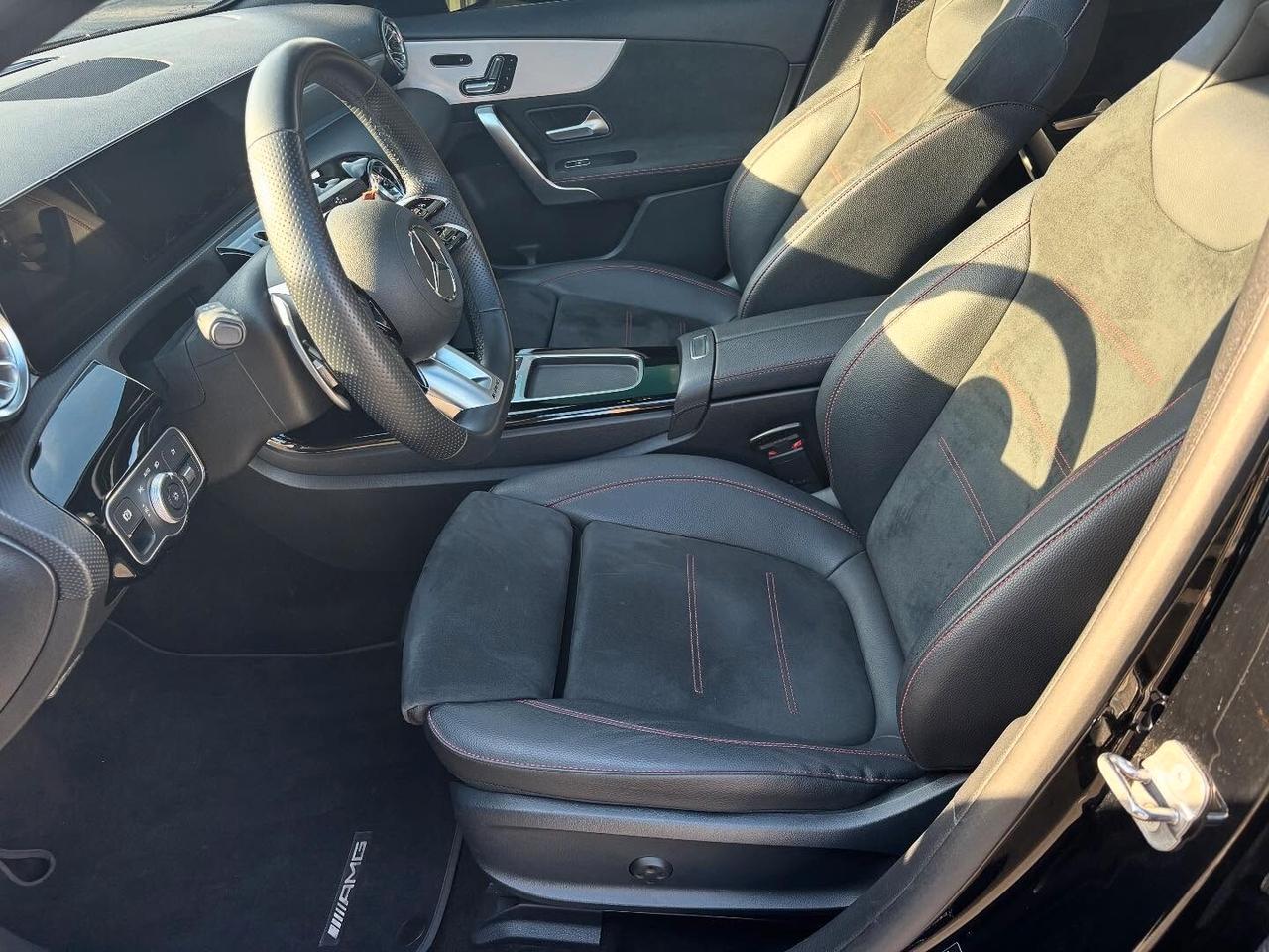 Mercedes-benz A 35 AMG 4Matic+ Line Premium-2023