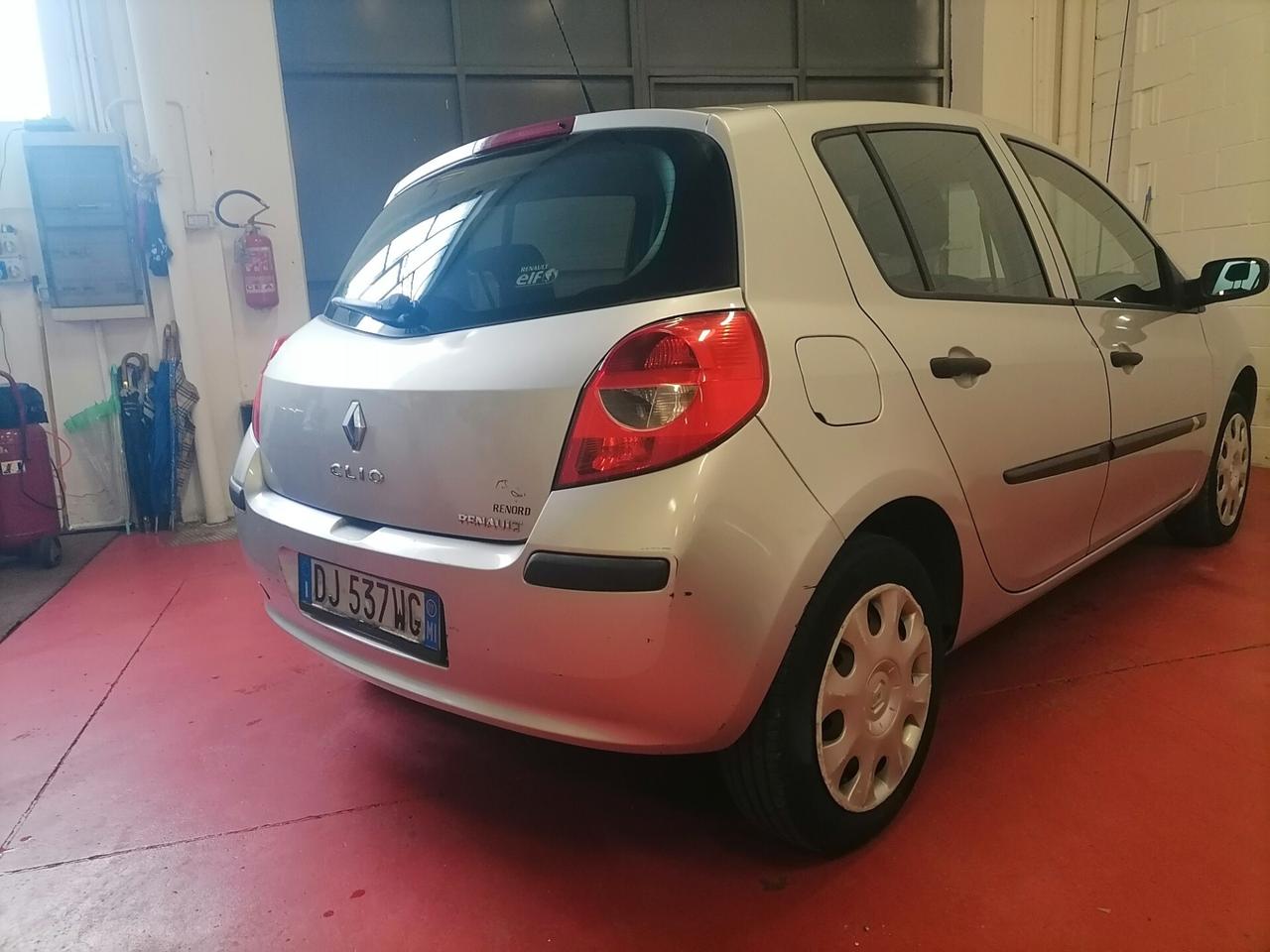 Renault Clio 1.2 16V 65CV 5 porte