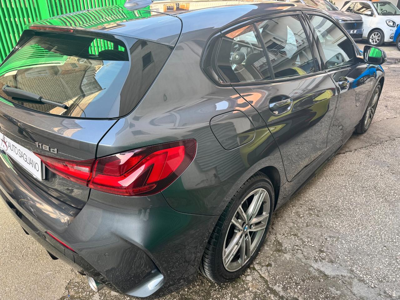 Bmw 118 118d 5p. Msport