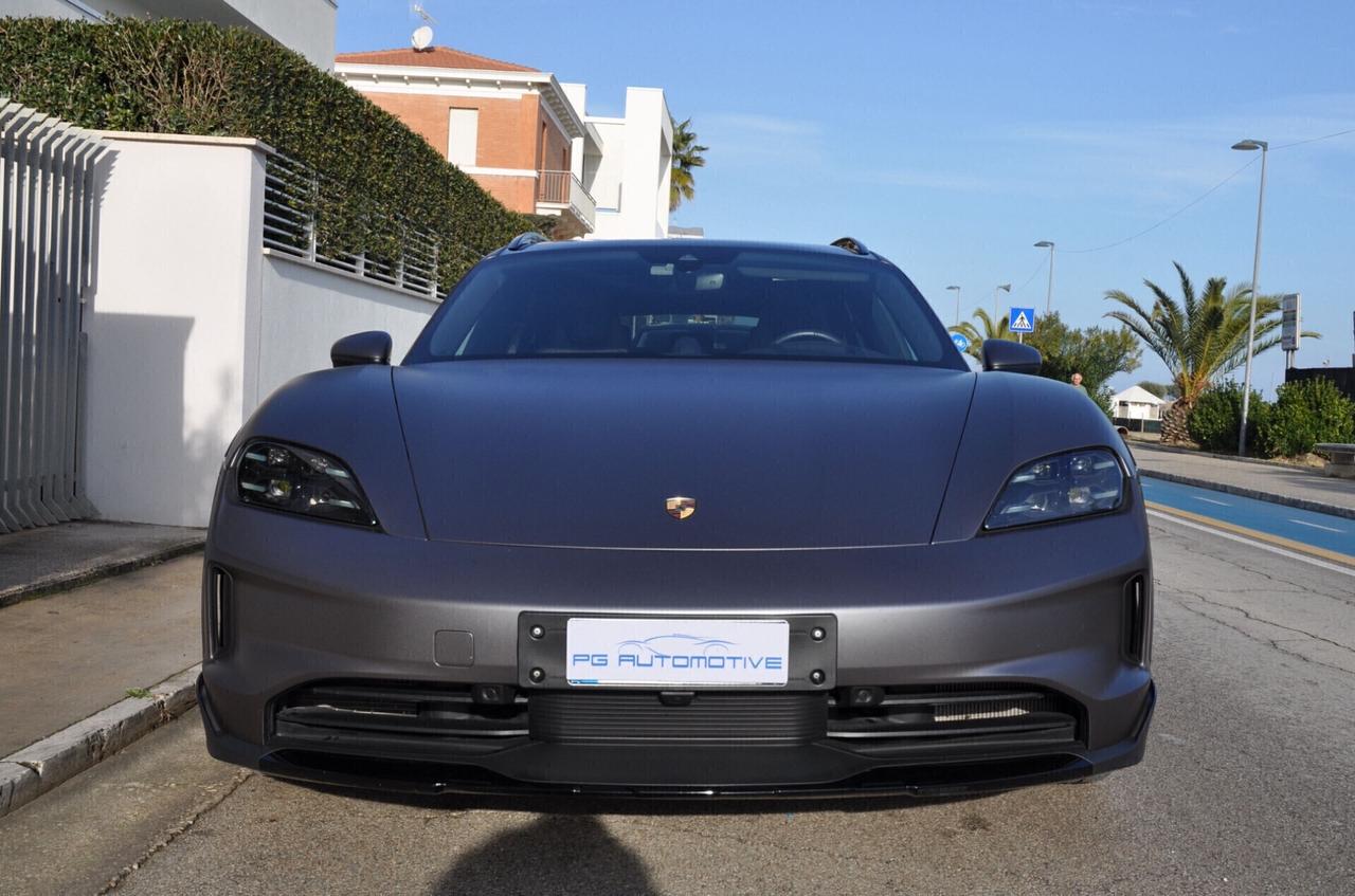 Porsche Taycan 4 Cross Turismo