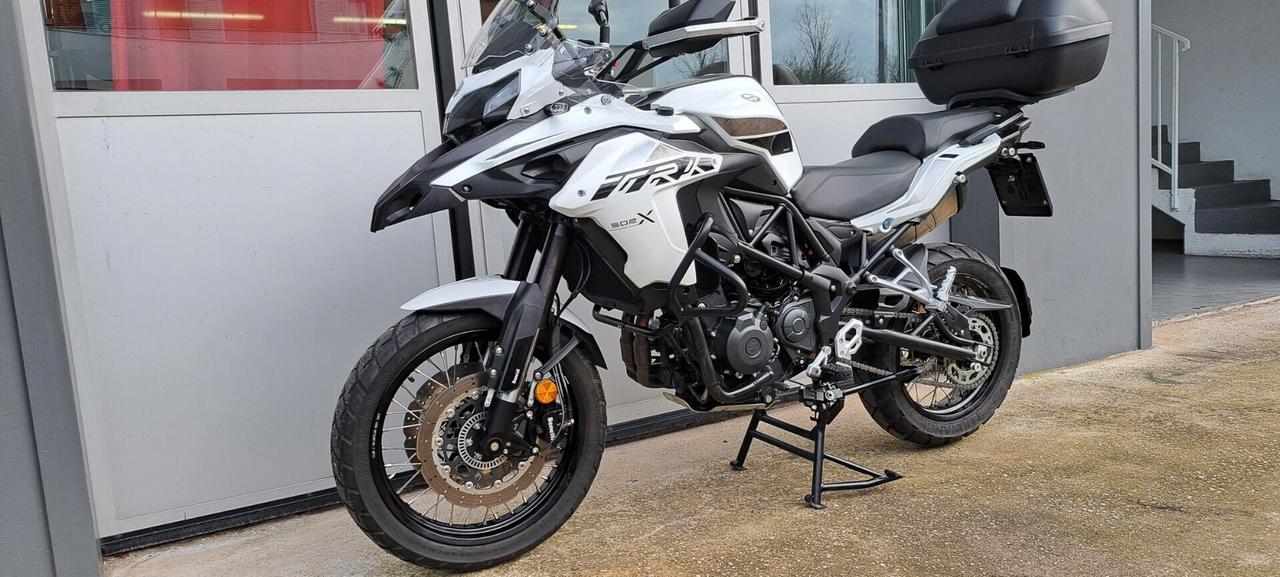 Benelli TRK 502