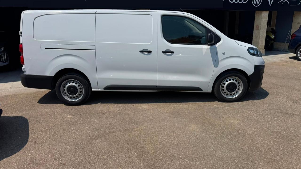 Fiat Scudo 2.0BlHDi 145CV Furgon Lounge navi retro