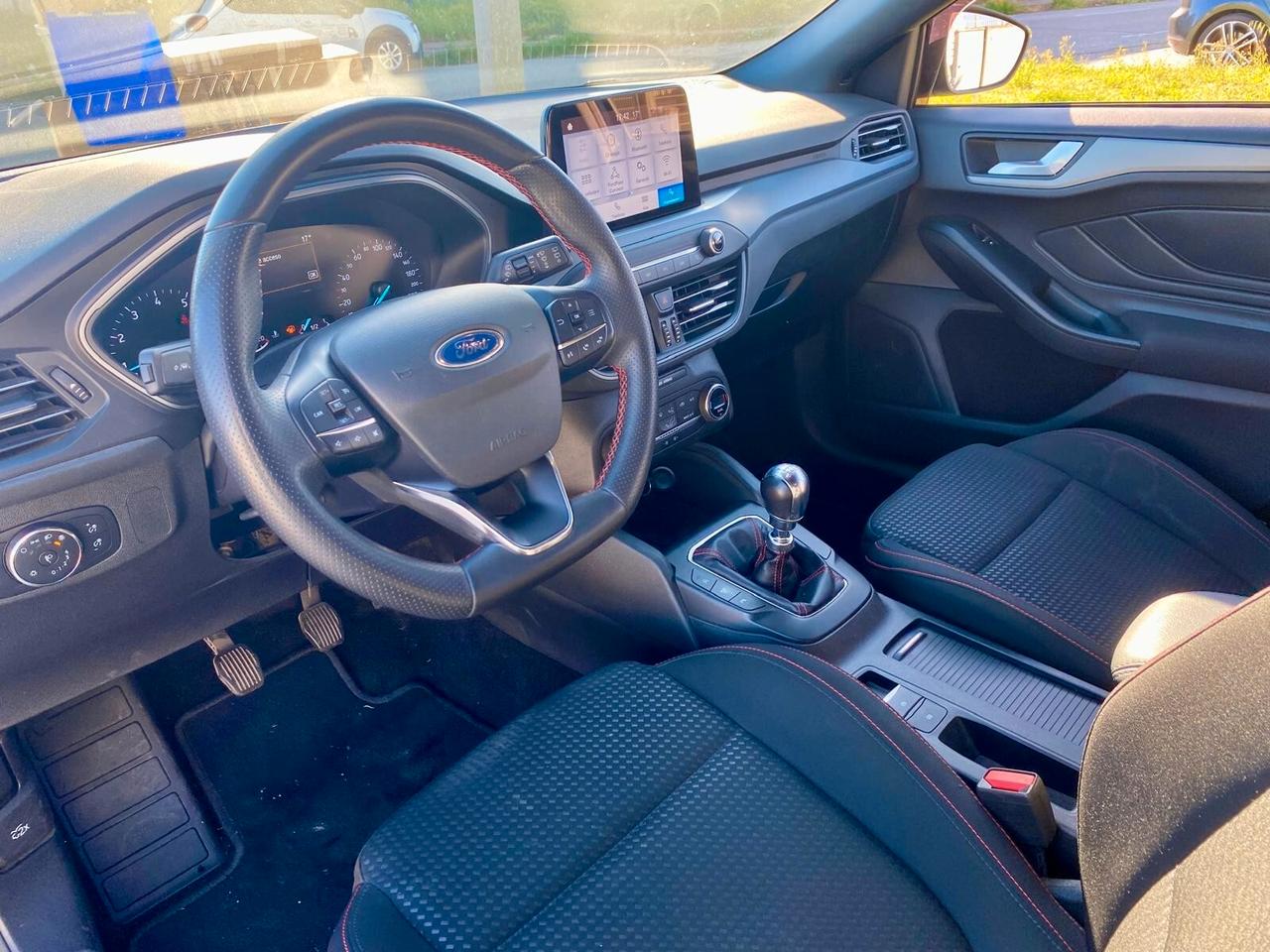 Ford Focus 1.0 EcoBoost Hybrid 125 CV ST-Line