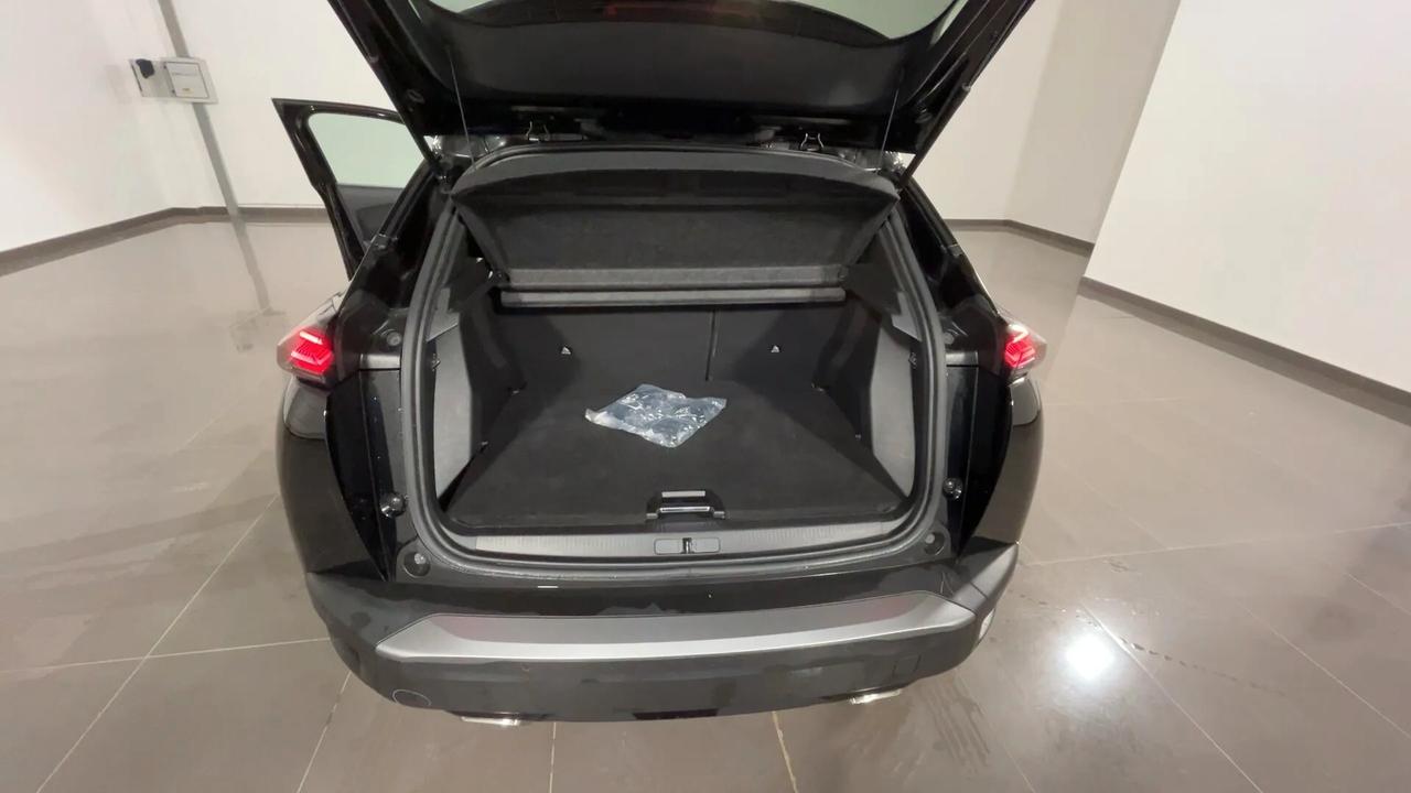 Peugeot 2008 PureTech 130 S&S EAT8 Allure