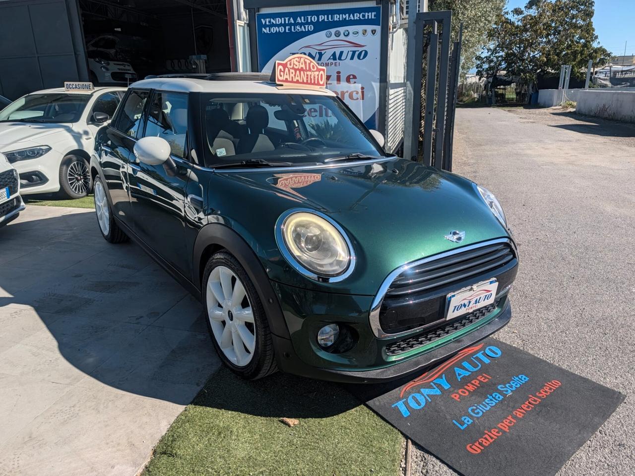 Mini 1.5 Cooper D SENSORI+TETTO+PARCHEGGIO AUTOMATICO