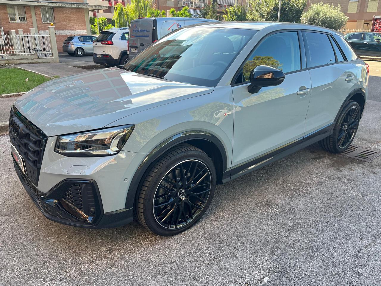 Audi Q2 30 TDI Identity Black S LINE MANUALE