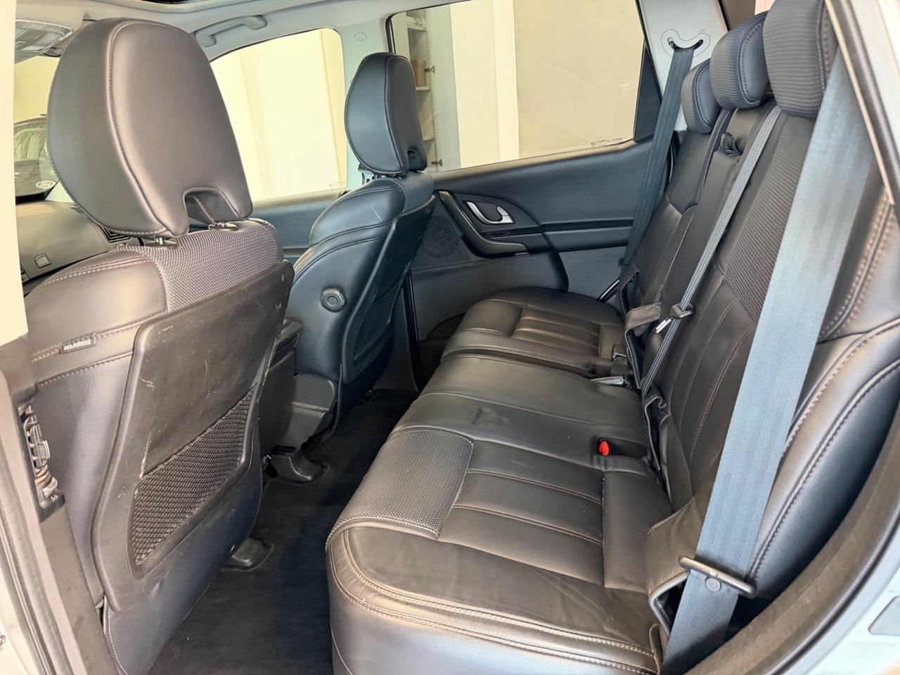 Mahindra XUV500 2.2 16V FWD W10