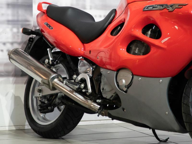 Suzuki GSX 600 F