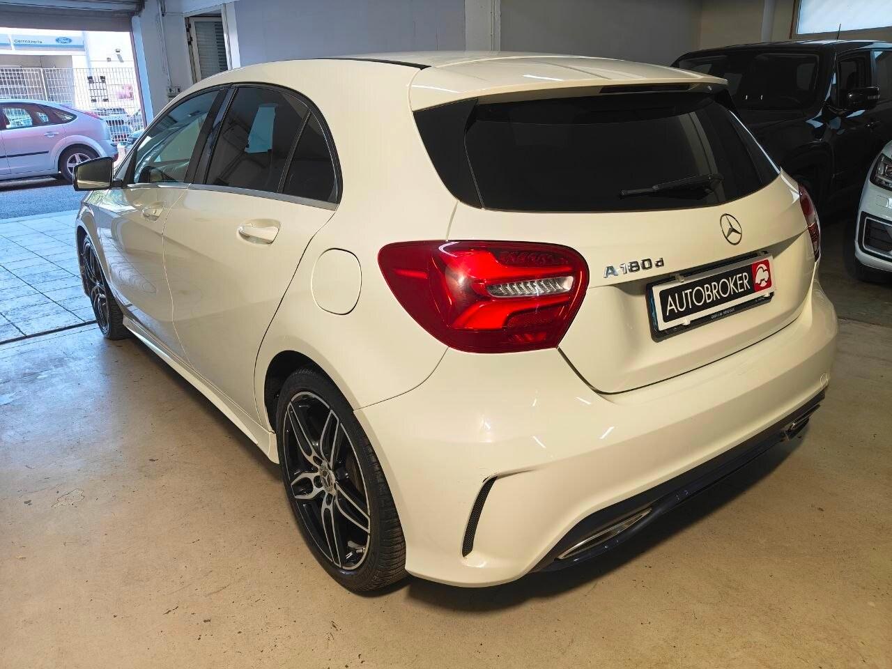 MERCEDES Classe A (W176) A 180 d Premium