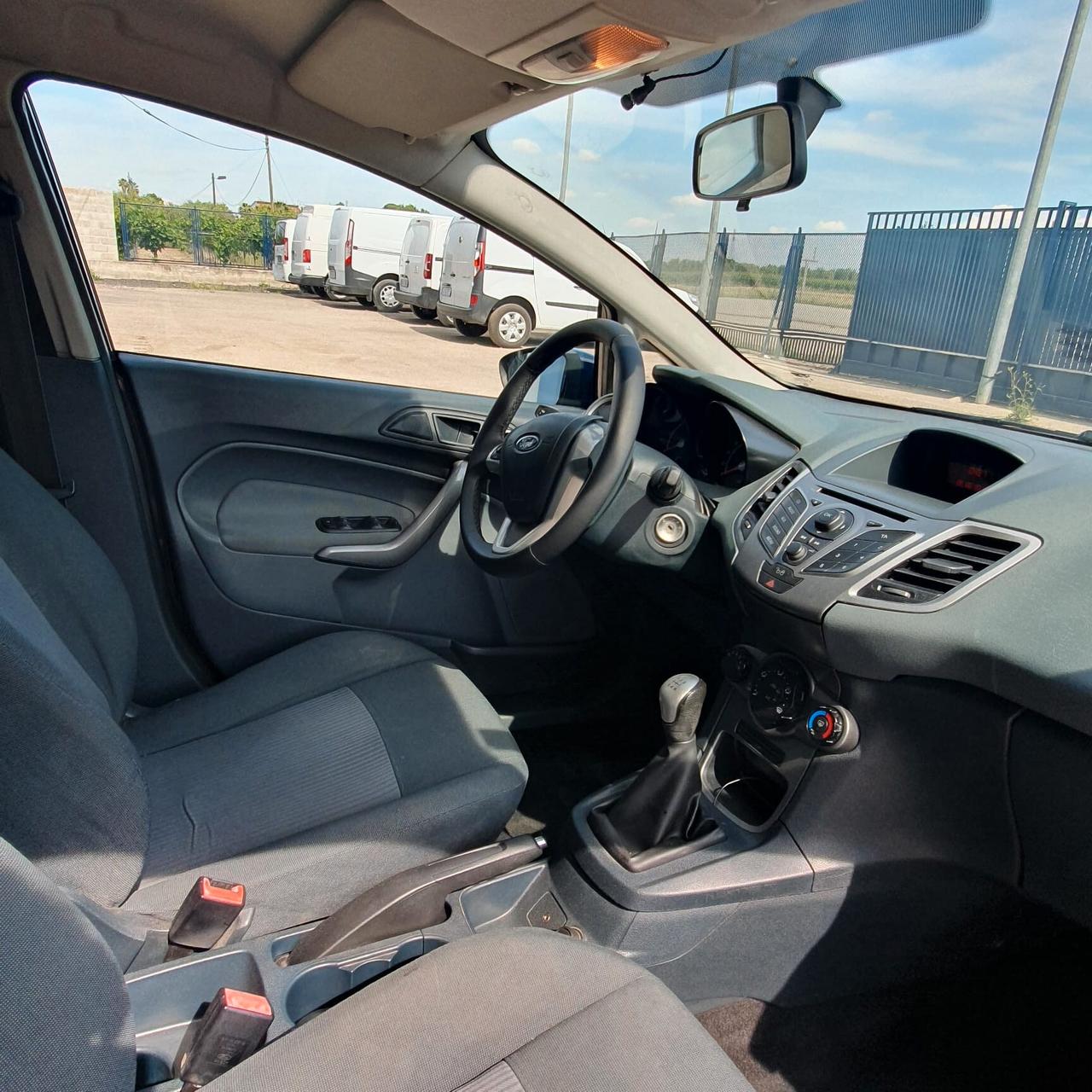 Ford Fiesta 1.4 TDCi 70CV 5 porte
