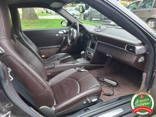 PORSCHE 911 Carrera 4S Coupé PARI AL NUOVO