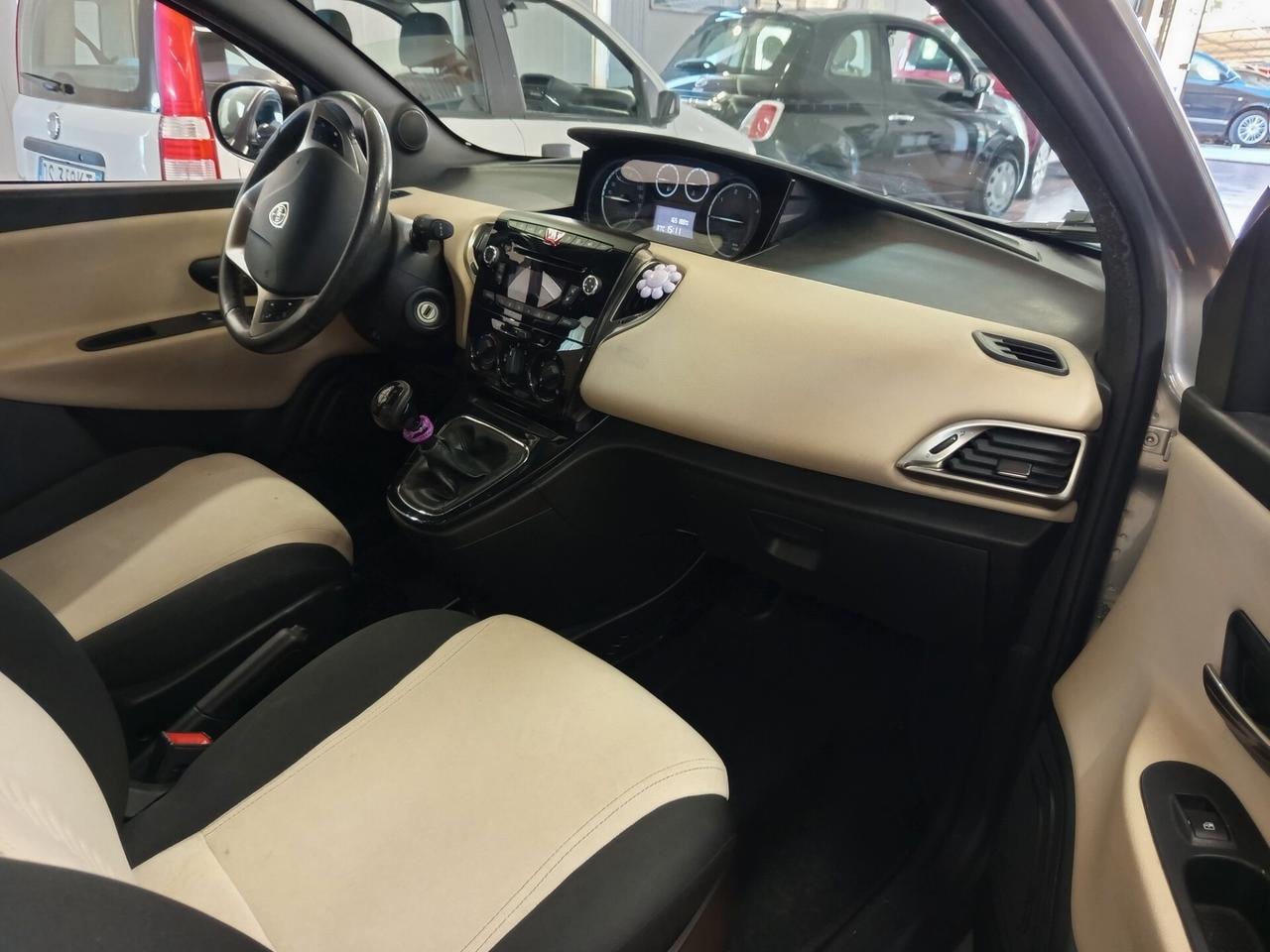 Lancia Ypsilon 1.3 Mjt diesel, 165 Mila chilometri ok neopatentati