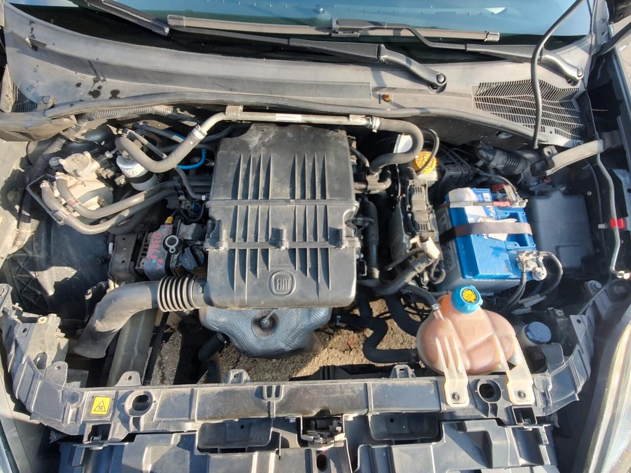 Fiat Punto 1.4 8V GPL EASYPOWER LOUNGE 57kw, OK NEOPATENTATI, GARANZIA L.12 MESI