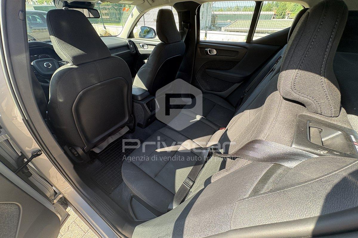 VOLVO XC40 T2 Essential